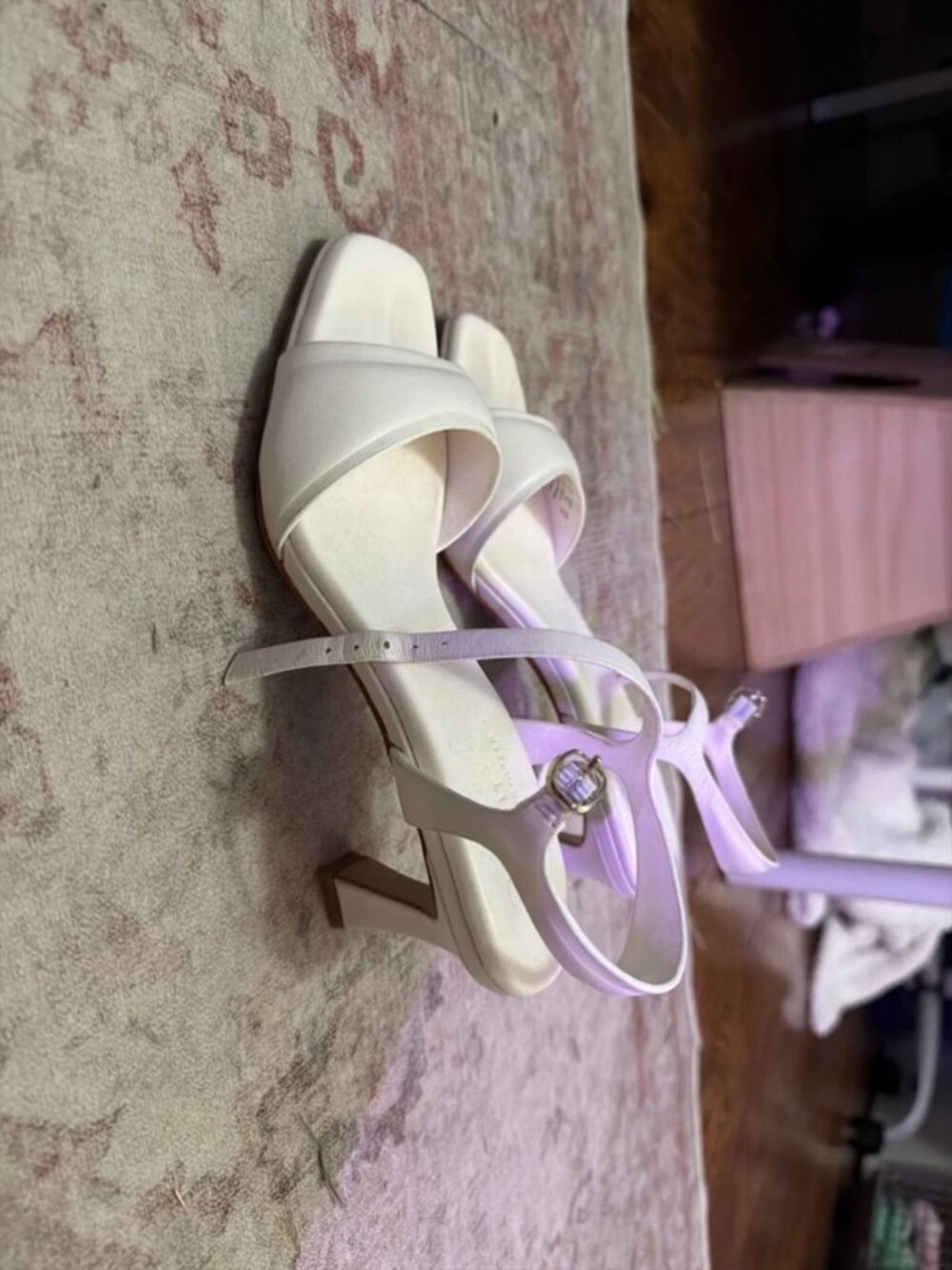 white heels size 6